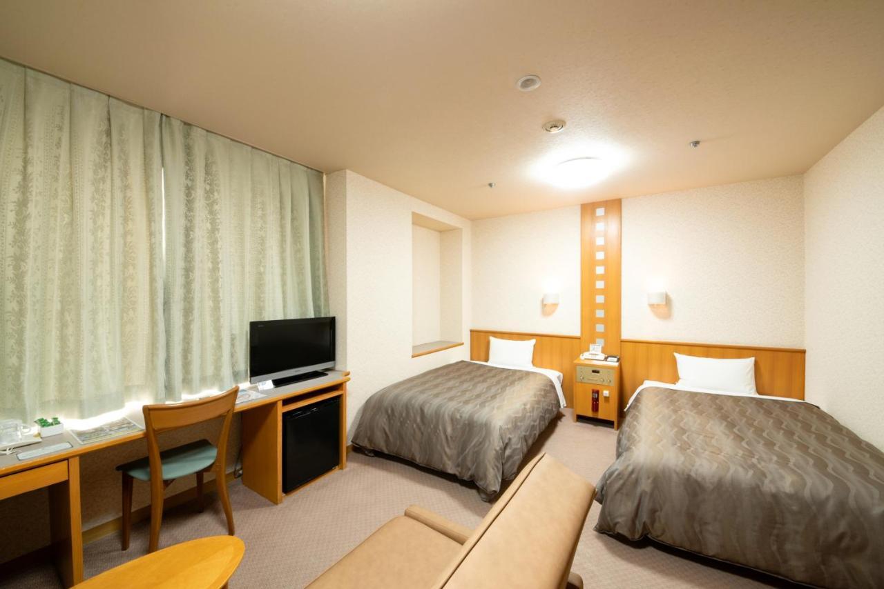 Hiroshima City Bunka Koryu Kaikan Hotel Exterior photo
