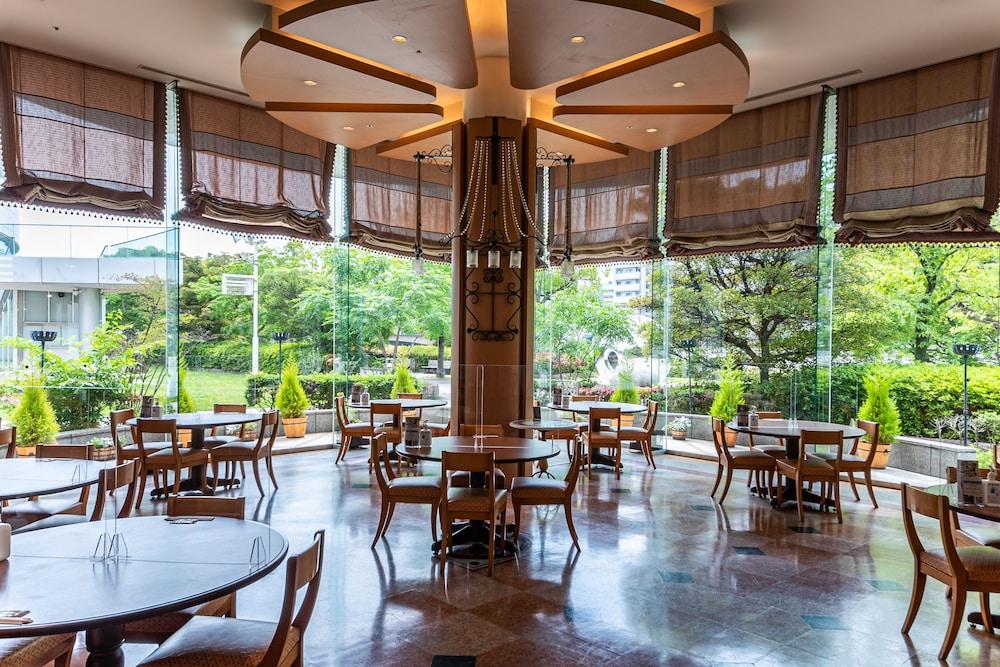 Hiroshima City Bunka Koryu Kaikan Hotel Exterior photo